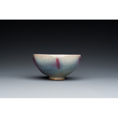 787 - A Chinese junyao purple-splashed bowl, Ming or laterDia.: 12 cm - H.: 6,5 cm