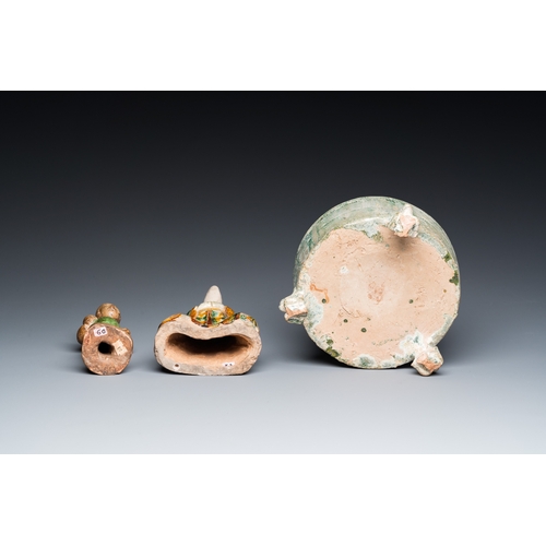 795 - Two Chinese sancai-glazed figures and a green-glazed tripod censer, Han and laterH.: 21 cm (the tall... 