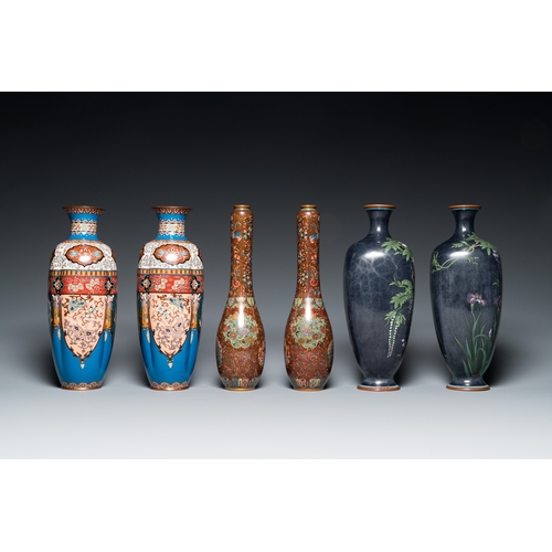 858 - Three pairs of Japanese cloisonne vases, Meiji, 19/20th C.H.: ca. 31 cm