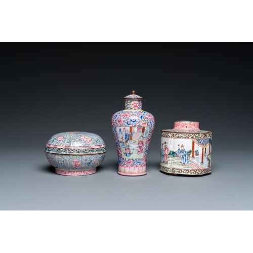 894 - A Chinese Canton enamel covered vase, a covered bowl and a tea caddy, QianlongH.: 14,5 cn (the vase)... 