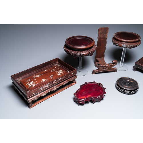 911 - Six Chinese wooden stands and three trays with inlay of mother-of-pearl, 19/20th C.Dim.: 66 x 45,5 c... 