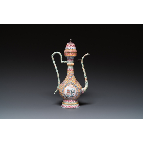 932 - A large Chinese yellow-ground Canton enamel ewer and cover, QianlongH.: 35 cm - L.: 20 cm... 