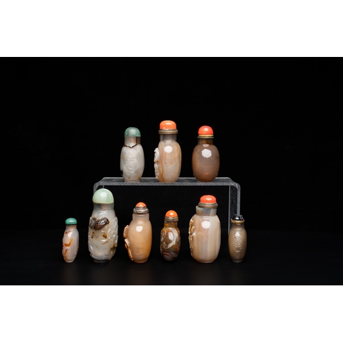 969 - Nine Chinese agate snuff bottles, 19/20th C.H.: 9 cm (the tallest)