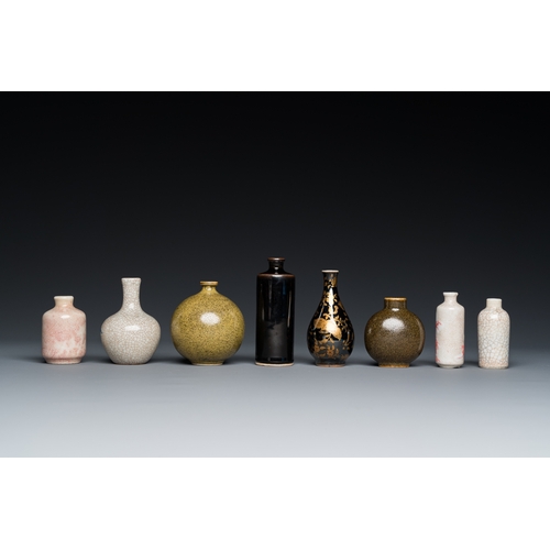 980 - Five various Chinese snuff bottles and three miniature vases, 19/20th C.H.: 9 cm (the tallest)... 