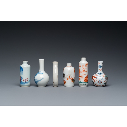 987 - Four various Chinese snuff bottles and two miniature bottle vases, 19/20th C.H.: 8 cm (the tallest)... 