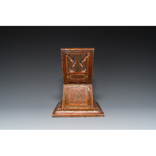 1149 - A painted and lacquered wooden Qur'an stand and a box and cover, Qajar, Persia, 19th C.Dim.: 37 x 36... 