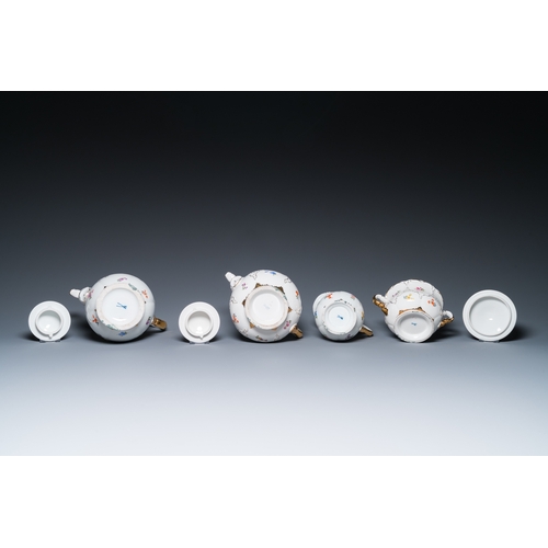 1224 - A Meissen porcelain 43-piece service with floral design, Germany, 19/20th C.Dim.: 45,5 x 32,5 cm (th... 