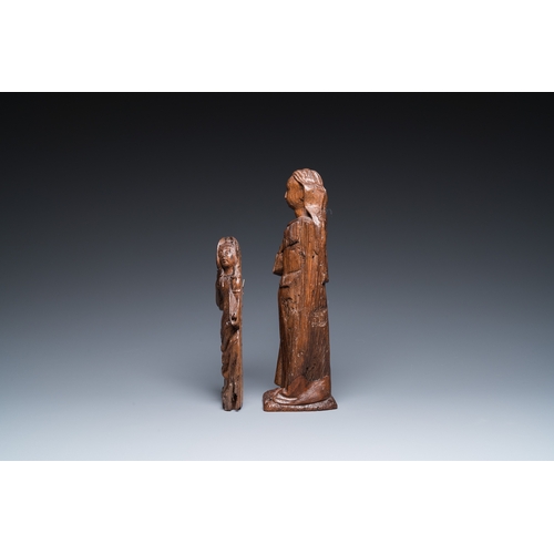 1232 - Two wood sculptures of Saint Cecilia and Mary Magdalene, Flanders and Germany, 16th C.H.: 29,5 cm - ... 