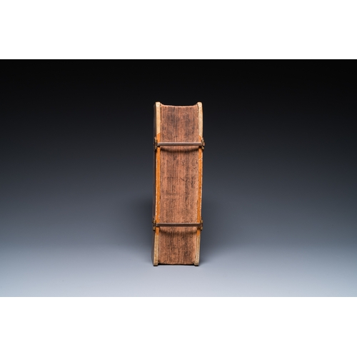 1254 - Dodoens, R.: 'Cruydt-boeck volghens sijne laetste verbeteringhe', 1644Dim.: 40 x 27,5 x 10 cm (outer... 