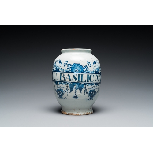 1271 - A blue and white English Delftware drug jar, probably London, 18th C.H.: 18 cm