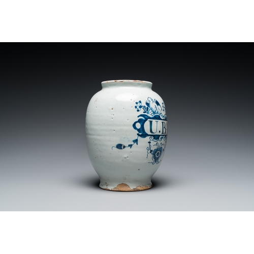 1271 - A blue and white English Delftware drug jar, probably London, 18th C.H.: 18 cm