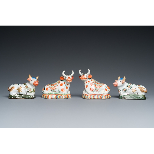 1318 - Four pairs of Dutch Delft cows, 18th C.L.: 16 cm - H.: 15 cm (the largest)