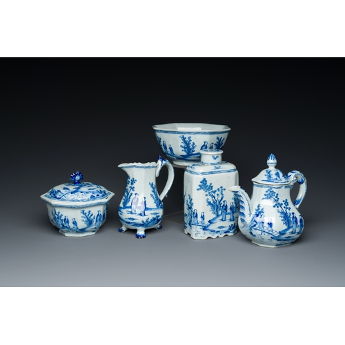 341 - An extremely rare Dutch Delft blue and white five-piece tea service, 18th C.Description:L.: 15 cm - ... 