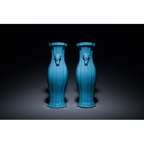 14 - A pair of Chinese robin's-egg-glazed vases, 18/19th C.Description:H.: 25 cmCondition:The absence of ... 