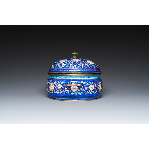 39 - A Chinese Canton enamel three-piece warming bowl, QianlongDescription:L.: 25 cm - H.: 16,5 cmConditi... 