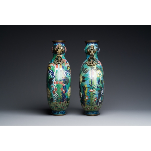 42 - A pair of Chinese cloisonne moon flask vases, 'bianhu', JiaqingDescription:H.: 39 cmCondition:The ab... 