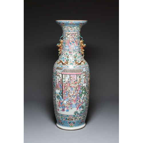 47 - A pair of massive Chinese famille rose vases, 19th C.Description:H.: 133 cmCondition:The absence of ... 