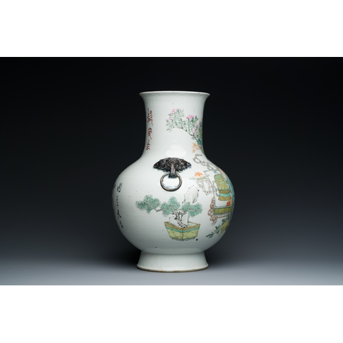 61 - A Chinese qianjiang cai 'hu' vase with antiquities, signed Xu Pinheng è¨±åè¡¡, Tongzhi mark, 19/20... 