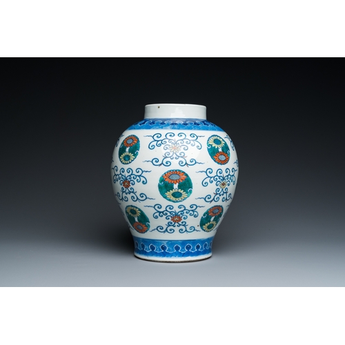 69 - A Chinese doucai vase, Daoguang mark and of the periodDescription:H.: 23 cmCondition:The absence of ... 