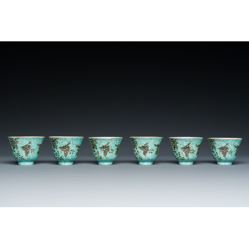 75 - Twelve Chinese turquoise-ground grisaille-decorated Dayazhai wine cups, Yong Qing Chang Chun æ°¸æ¶é... 