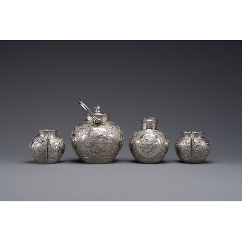 110 - A Chinese silver 4-piece tea service on tray, Tu Mao Xing mark å¡èè, 19th C.Description:Dim.: 6... 