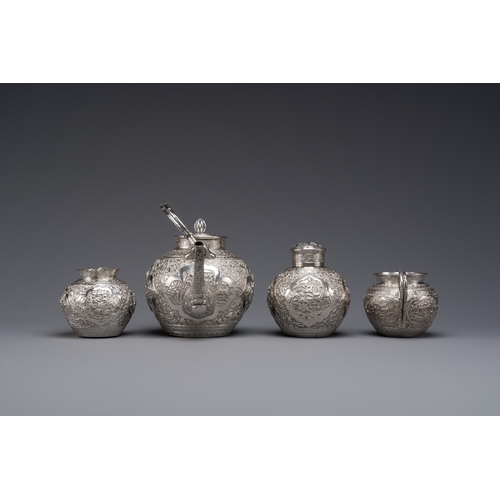 110 - A Chinese silver 4-piece tea service on tray, Tu Mao Xing mark å¡èè, 19th C.Description:Dim.: 6... 