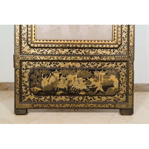 114 - Two large Chinese Canton black and gilt-lacquered panels, 19th C.Description:Dim.: 190 x 77 cmCondit... 