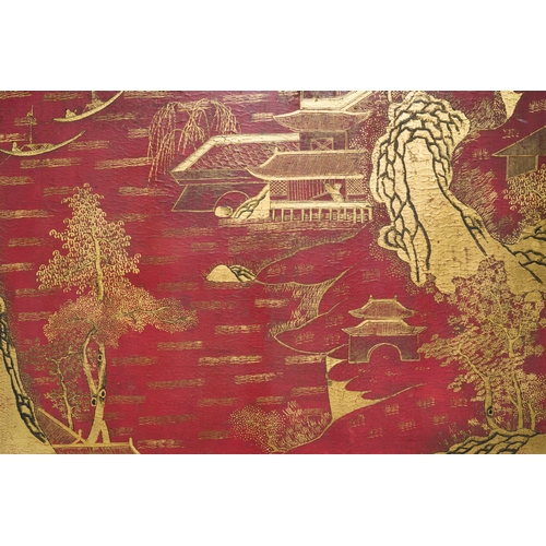 115 - A Chinese gilt-lacquered and painted wood table screen, Shanxi, 16/17th C.Description:Dim.: 83,5 x 6... 