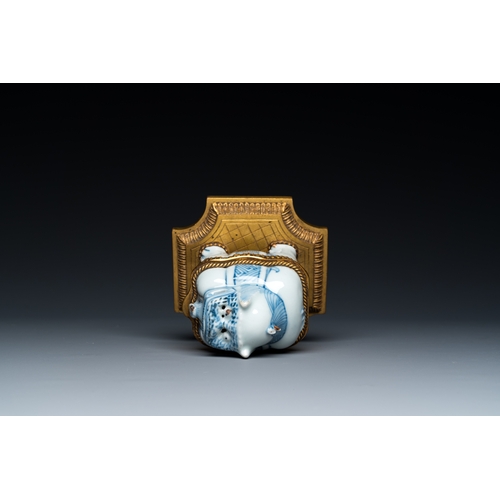 125 - A Chinese blue and white gilt bronze-mounted censer in the shape of a Luduan, WanliDescription:L.: 1... 