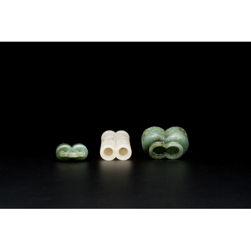 169 - A Chinese reticulated white jade parfumier with spinach-green jade cover and base, QingDescription:H... 