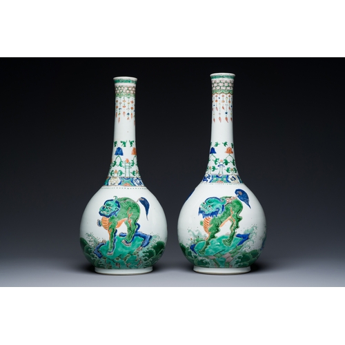 188 - A pair of large Chinese famille verte 'mythic animals' vases, KangxiDescription:H.: 49,5 cm Provenan... 