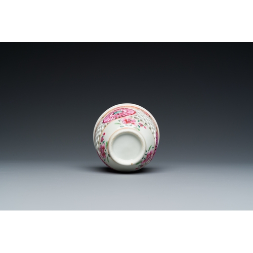 219 - A rare Chinese famille rose double-walled reticulated cup and saucer, Yongzheng/QianlongDescription:... 