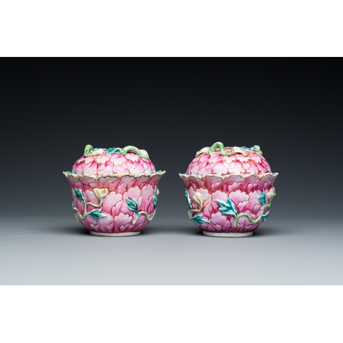 220 - A fine pair of Chinese famille rose 'lotus' bowls and covers on stands, QianlongDescription:Dia.: 15... 