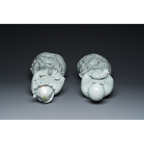 230 - Two exceptionally tall Chinese white-glazed sculptures of Luohan, Qianlong/JiaqingDescription:H.: 58... 