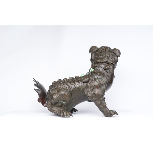 247 - A rare Chinese inlaid bronze lion-form censer, MingDescription:H.: 35 cm - L.: 43 cm Weight: 10,4 kg... 