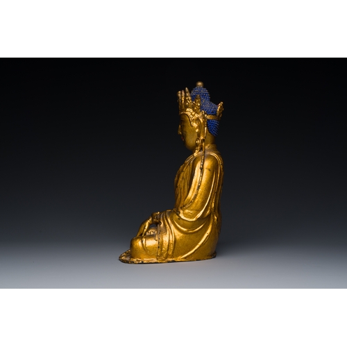 258 - A fine Chinese gilt bronze sculpture of Shakyamuni Buddha, 15/16th C.Description:H.: 28,5 cm Provena... 