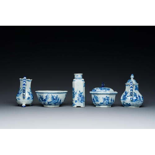 341 - An extremely rare Dutch Delft blue and white five-piece tea service, 18th C.Description:L.: 15 cm - ... 