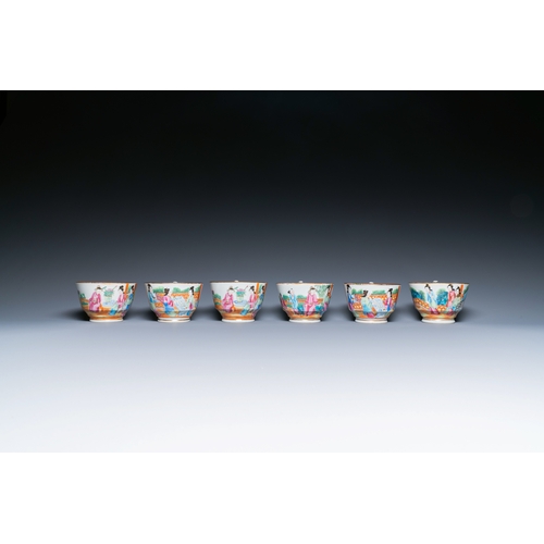 12 - A Chinese Canton famille rose 14-piece coffee- and tea-service, 19th C.Description:L.: 26,5 cm â H... 