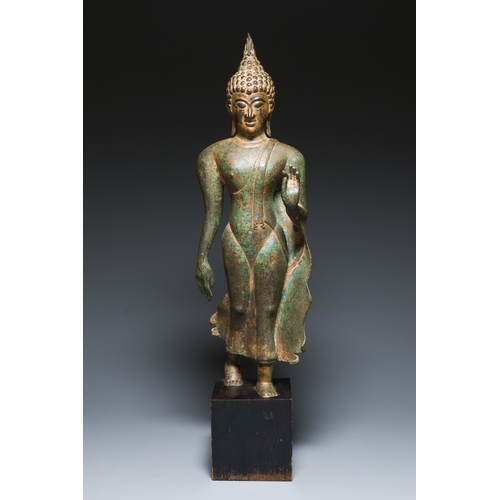 25 - A large Thai partly gilt bronze sculpture of Buddha, probably Sukhotai period, 15th C.Description:H.... 