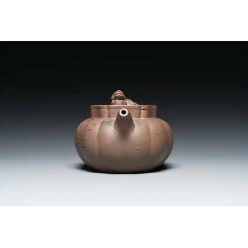 37 - A Chinese Yixing stoneware teapot and cover, signed Li Yong å©æ°¸, Yixing seal mark, dated 1934Desc... 