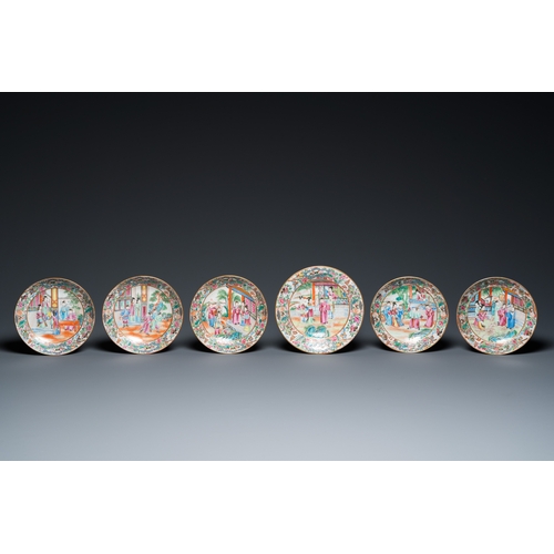 5 - A Chinese Canton famille rose 24-piece tea service, 19th C.Description:H.: 19 cm - L.: 28 cm (the te... 