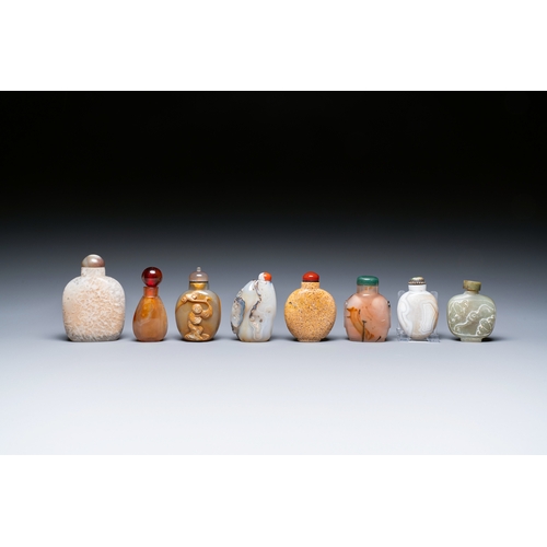 64 - Fourteen Chinese hardstone snuff bottles, 19/20th C.Description:H.: 9 cm (the tallest bottle, incl. ... 