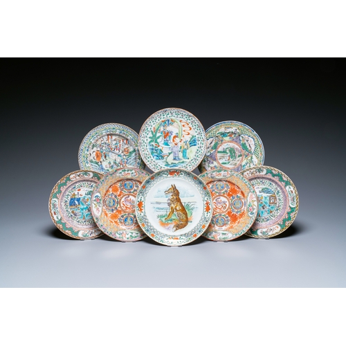 4 - Eght unusual Chinese Canton famille rose plates, 19/20th C.Description:Dia.: 22 cm (the largest)Cond... 