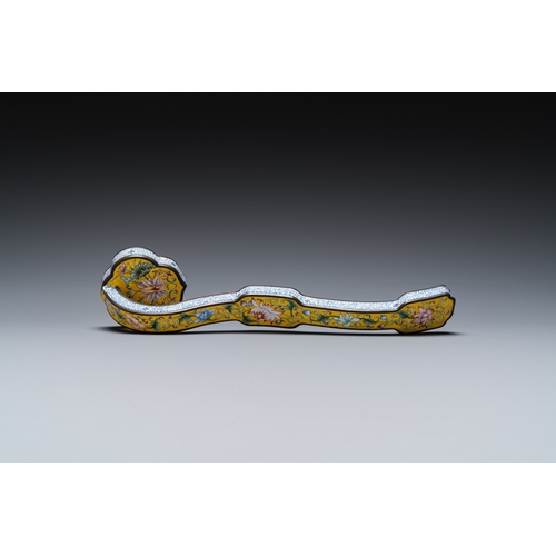 101 - A Chinese Beijing enamel yellow-ground 'bajixiang' ruyi sceptre, Qianlong mark, 19/20th CDescription... 