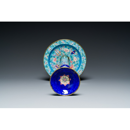 108 - A large Chinese Canton enamel hat stand, Qianlong/JiaqingDescription:H.: 39,5 cmCondition reports:Pl... 