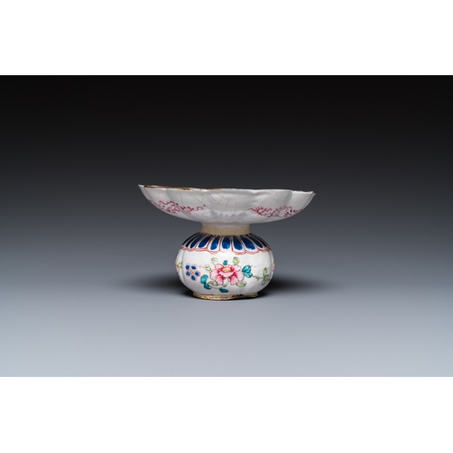 109 - A Chinese Canton enamel spittoon, Yongzheng/QianlongDescription:Dia.: 11,5 cm - H.: 7,5 cmCondition ... 