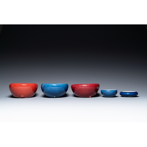 137 - Four Chinese blue- and flambe-glazed censers and a brush washer, 19/20th C.Description:Dia.: 21 cm -... 