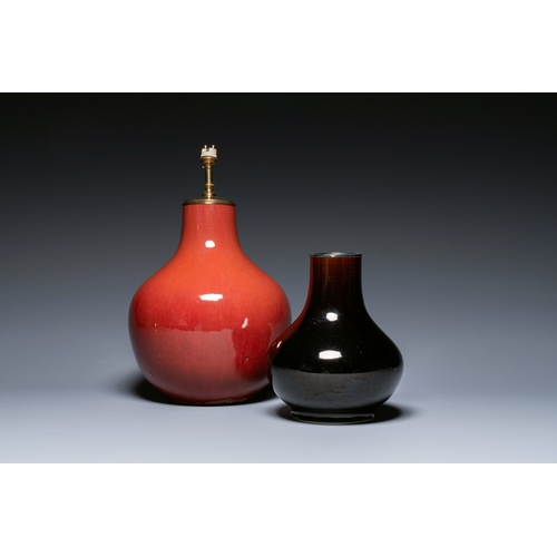 150 - Two Chinese monochrome bottle vases, 18/19th C.Description:H.: 41 cm (the tallest, incl. the lamp mo... 