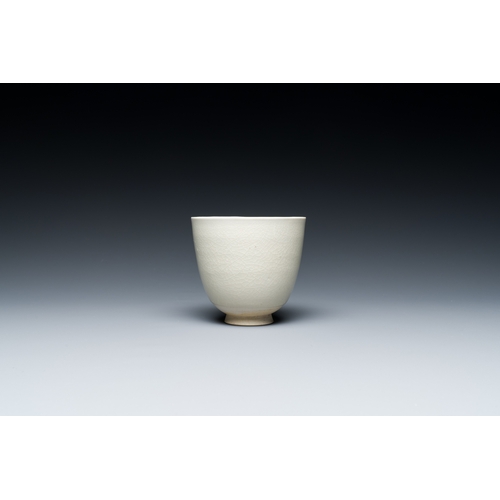 161 - A Chinese white-glazed wine cup, probably SuiDescription:H.: 8,5 cmCondition reports:Please contact ... 