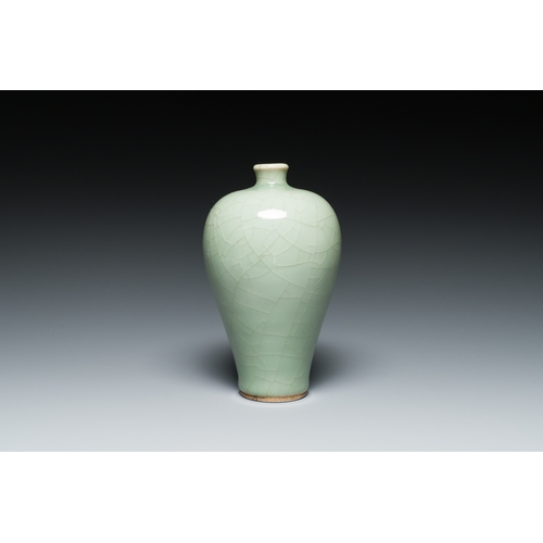 169 - A Chinese monochrome celadon-glazed 'meiping' vase, 18/19th C.Description:H.: 19 cm Provenance:- A F... 